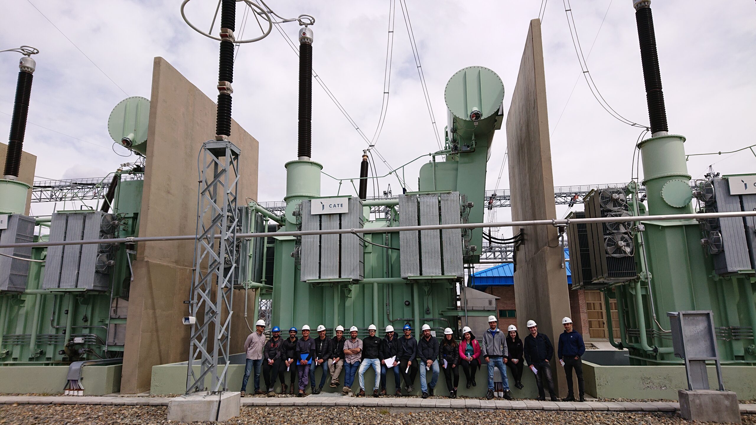 Alumnos y Alumnas de 5to año de Ingeniería Electromecánica visitaron la estación de TRANSENER en Esperanza
