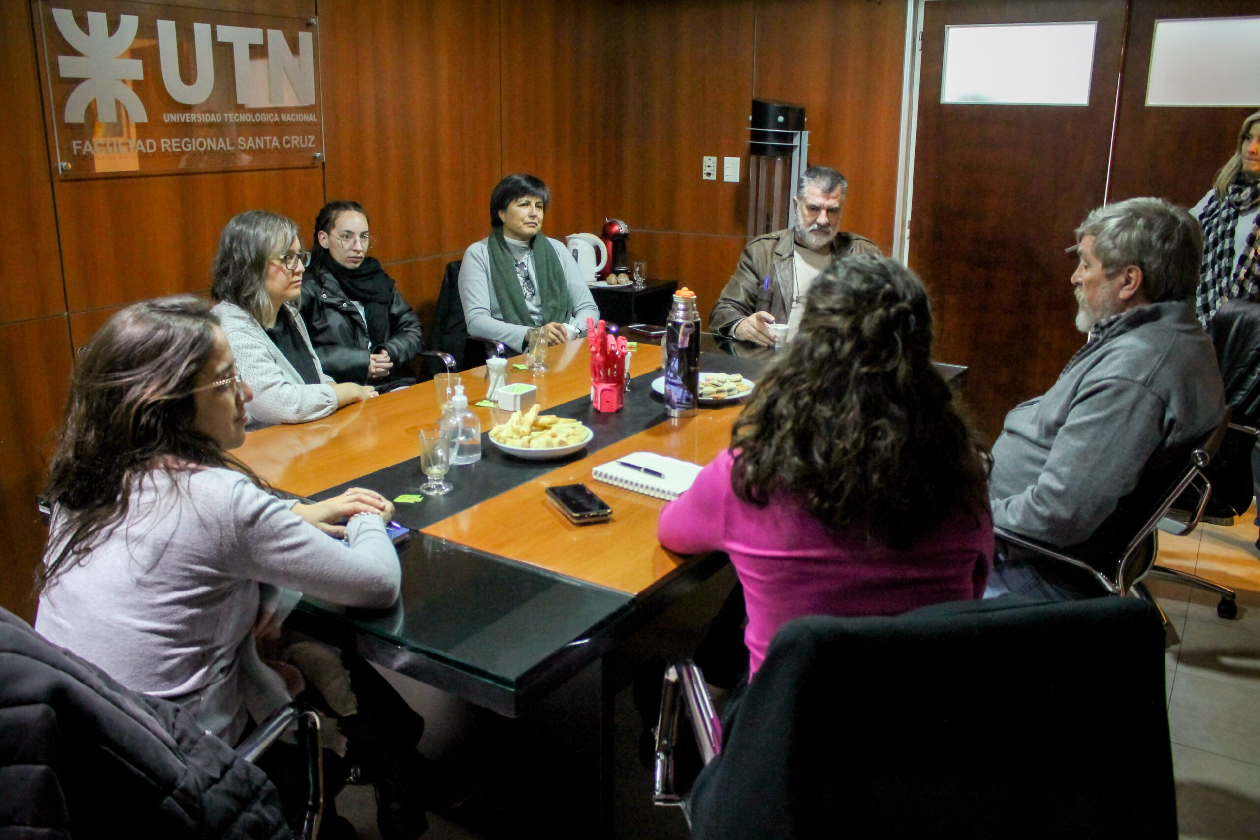 Los padres de Micaela García y la Ministra María Agostina Mora Doldán visitaron la UTN
